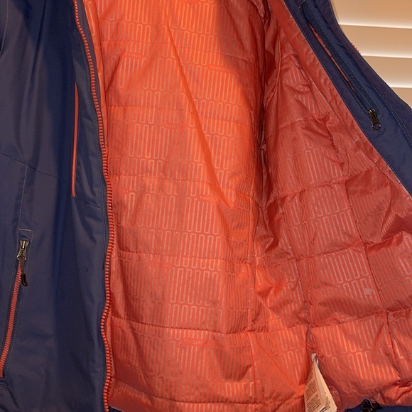 Columbia Coat - Picture 8 of 8